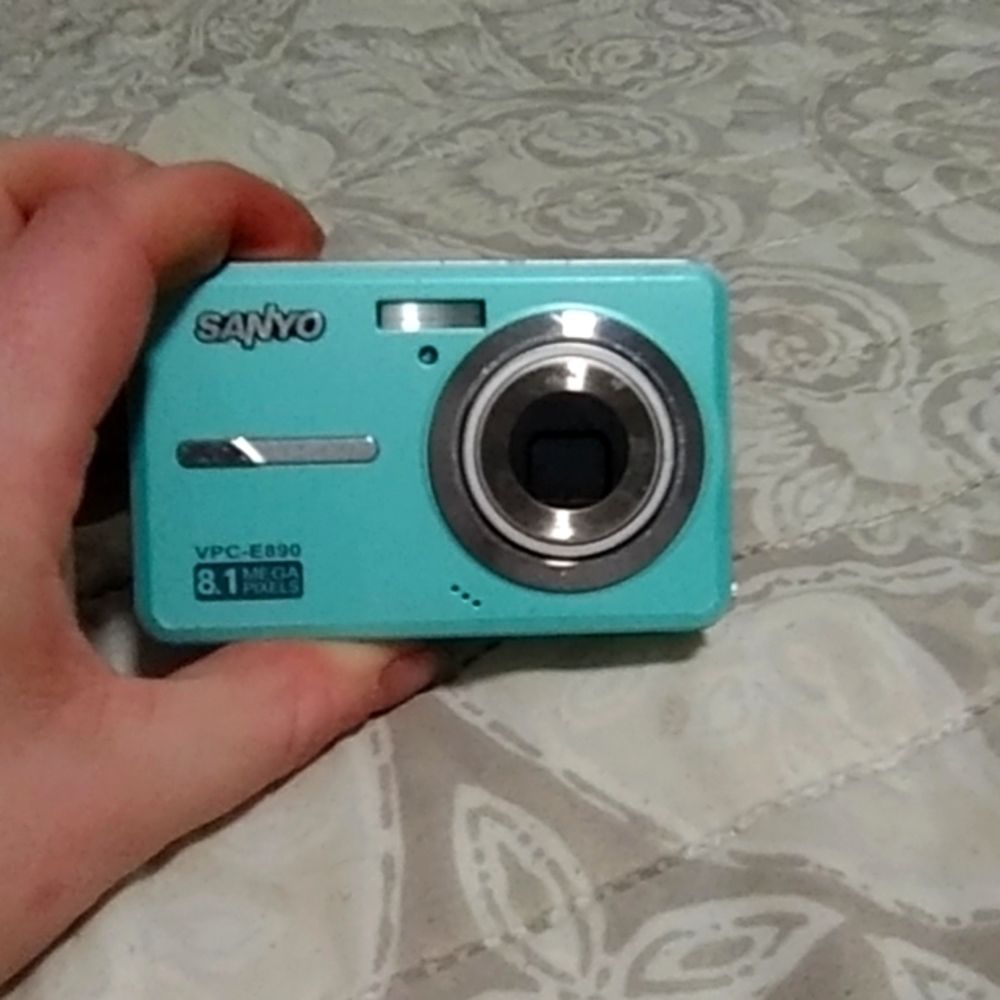 Sanyo Digital Camera